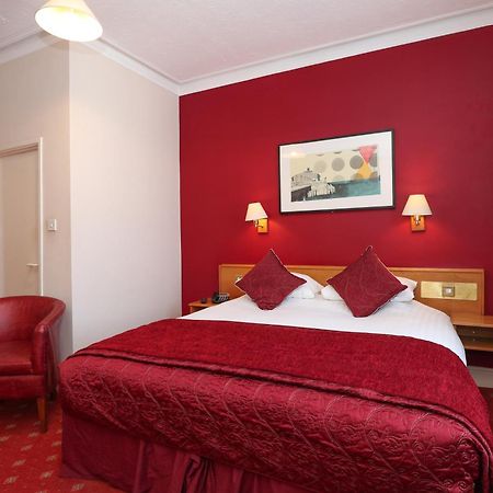 בורנמות' Royal Exeter Hotel מראה חיצוני תמונה