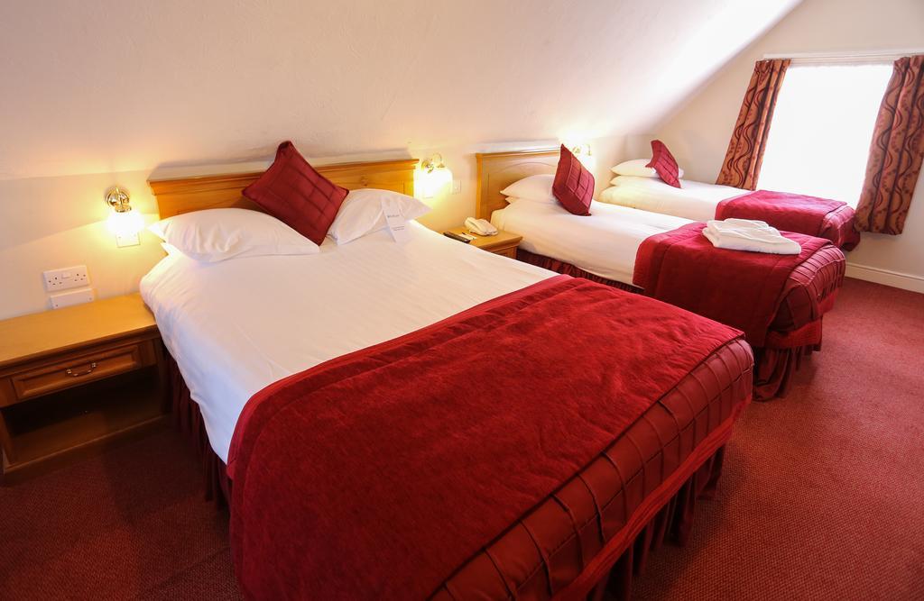 בורנמות' Royal Exeter Hotel מראה חיצוני תמונה