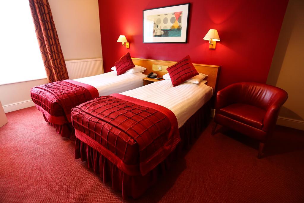 בורנמות' Royal Exeter Hotel מראה חיצוני תמונה